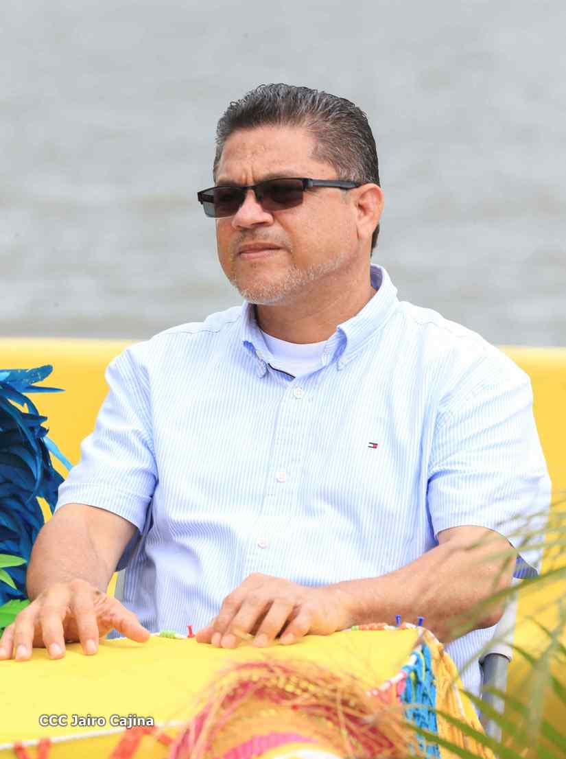 carnaval-acuatico-intur